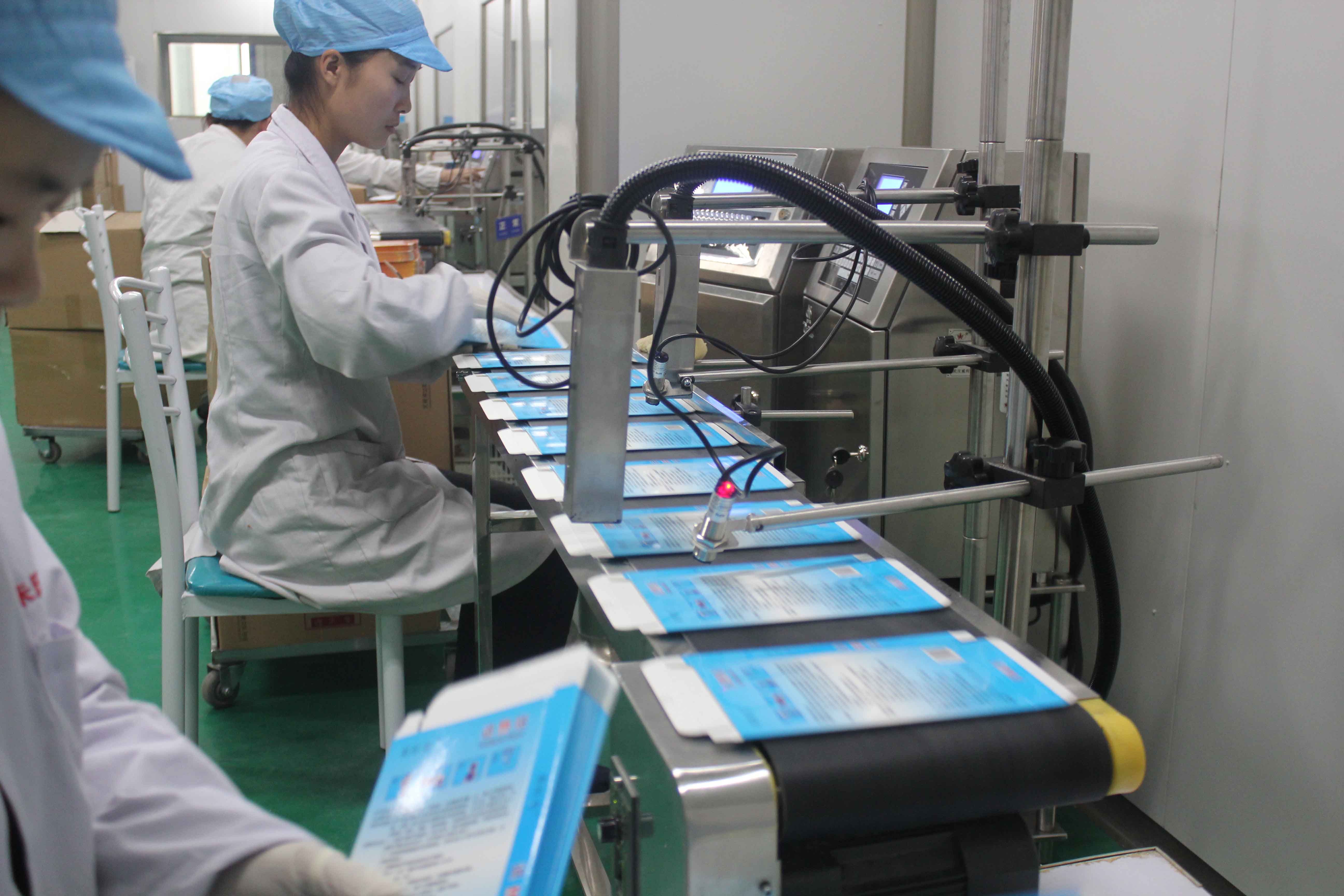 化妝品代工廠家康民藥業(yè) 專業(yè)品質(zhì)與創(chuàng)新服務(wù)的完美結(jié)合